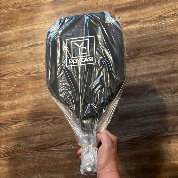 YC DGYCASI PRO MAX 16mm Pickleball Paddle USAPA Approved Carbon Fiber & Sleeve - Picture 11 of 12